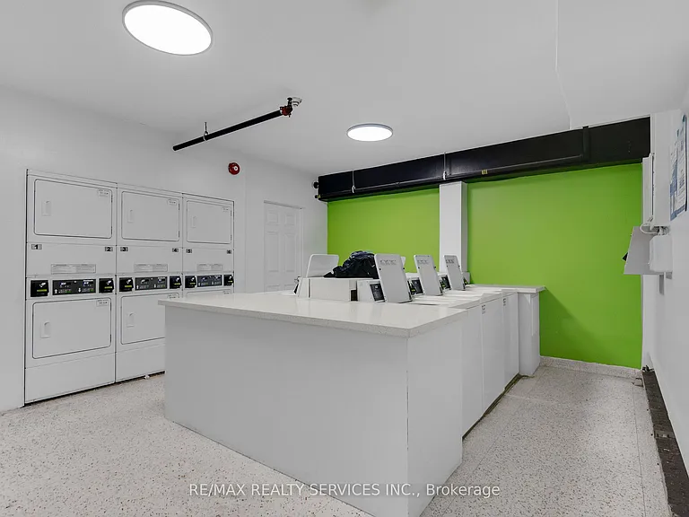 223 Jackson St W #1009 — Photo 20