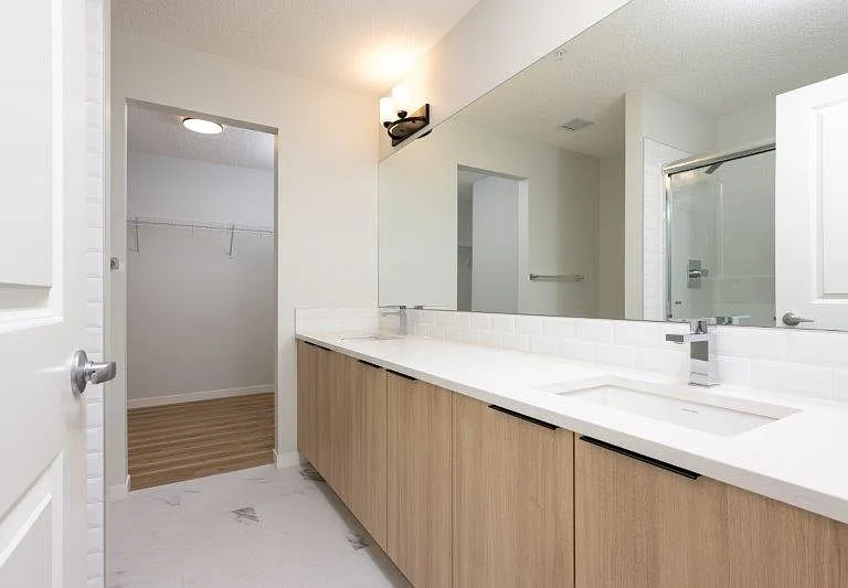 80 N Carrington Plz NW #101 — Photo 15