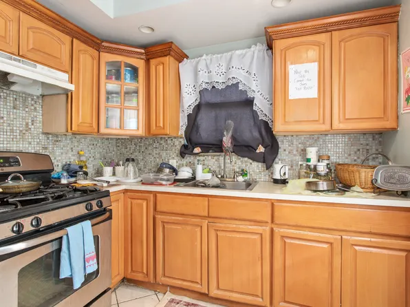4611 Matilda Avenue image 5 of 6