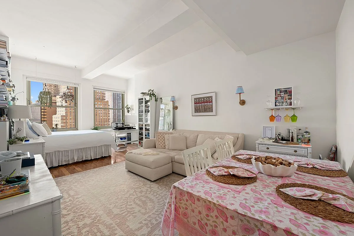 88 Greenwich St APT 1602 photo 1