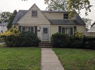 641 Howard St, Teaneck, NJ 07666