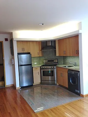 Rented by R New York | media 16