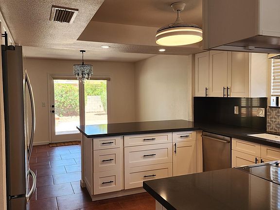 5th image of 25827 S Greencastle Dr
