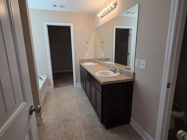 109 Old Mill Rd — Photo 11