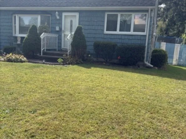 910 Apgar Ter, Rahway City, NJ 07065