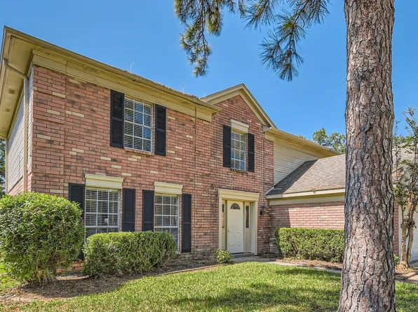 7863 Maple Brook Ln, Houston, TX 77095