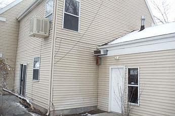 2nd image of 724 Gables St