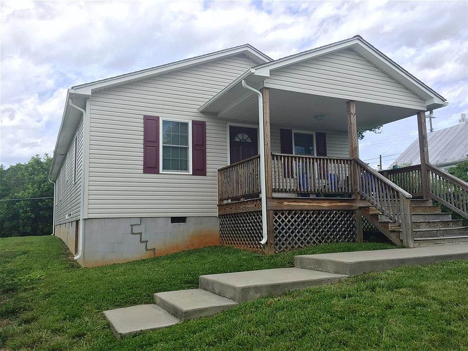1st image of 725 Mineola St