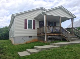 725 Mineola St, Staunton, VA 24401