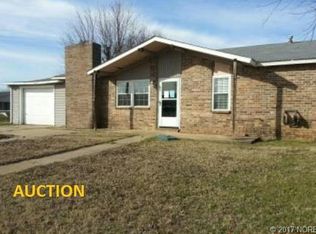 404 South Ave, Spiro, OK 74959