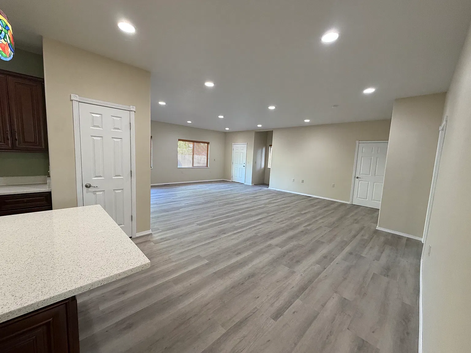 4 bed, 2688 sqft, $3,475 — Photo 3