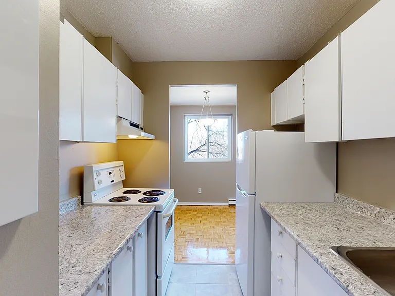1322 McWatters Rd — Photo 48