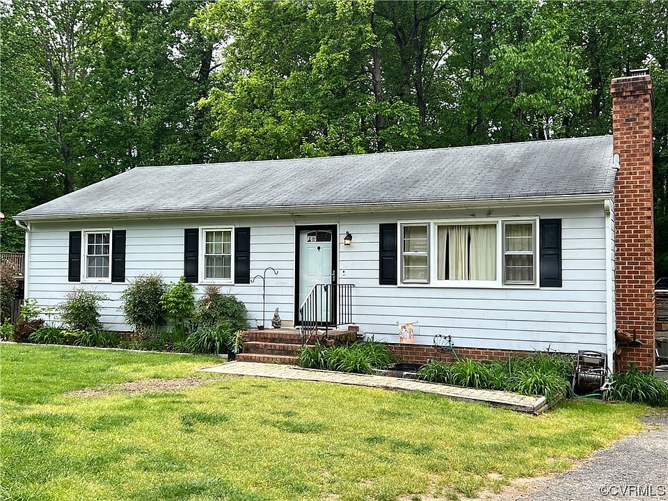 1st image of 2714 Puckett Ct N
