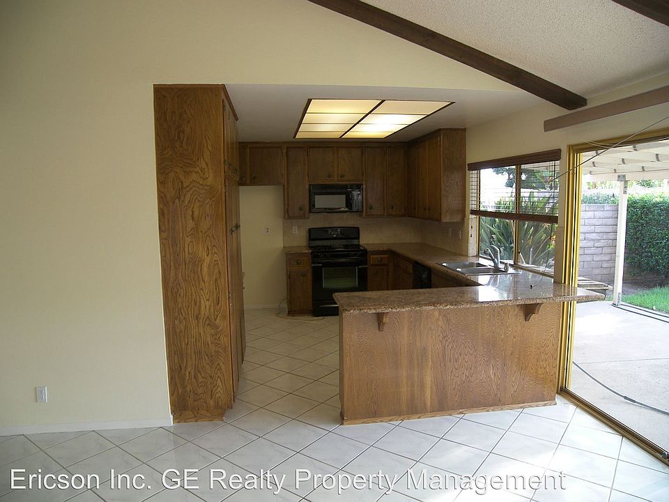 2nd image of 3039 Texas Ave