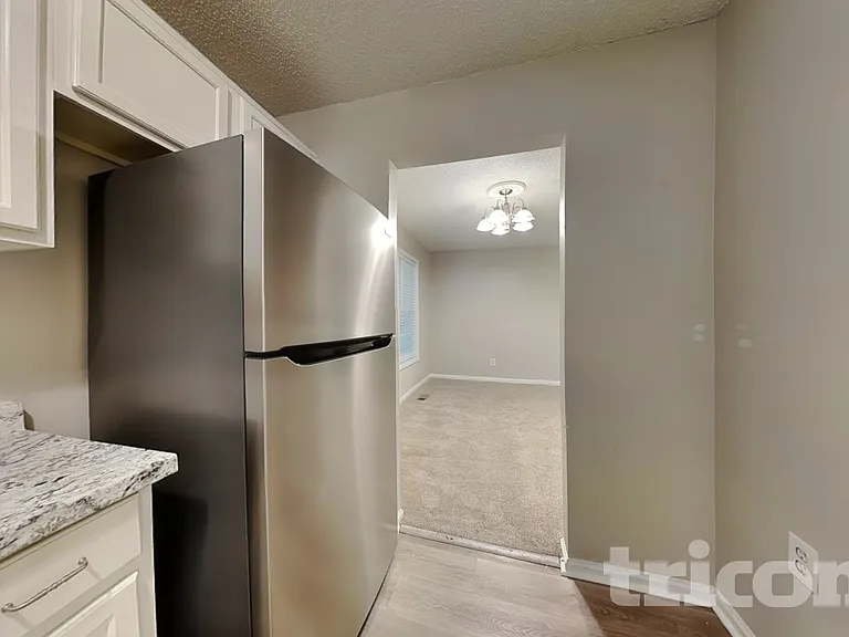 204 Campbell Dr — Photo 7