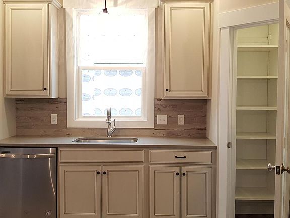 4th image of 6201 Harmon Green Ave #11