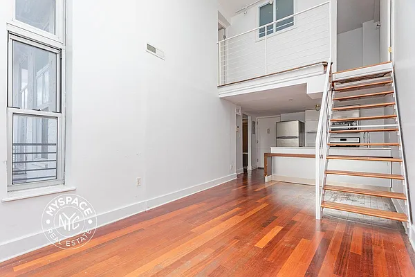 Rented by MySpaceNYC | media 27