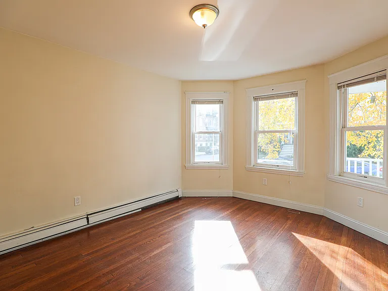 19 Claymoss Rd #3 — Photo 12