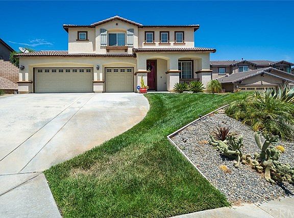 3rd image of 29422 Canyon Valley Dr