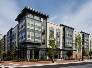 815 Pershing Dr APT 335, Silver Spring, MD 20910