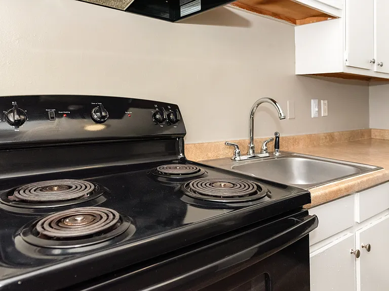 Willow Ridge Apartments — Photo 38