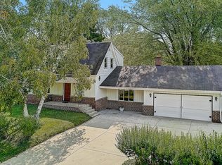 15353 W Cleveland Ave, New Berlin, WI 53151