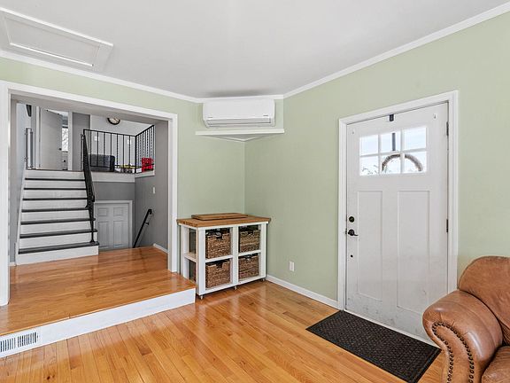 3rd image of 13248 95th St NE