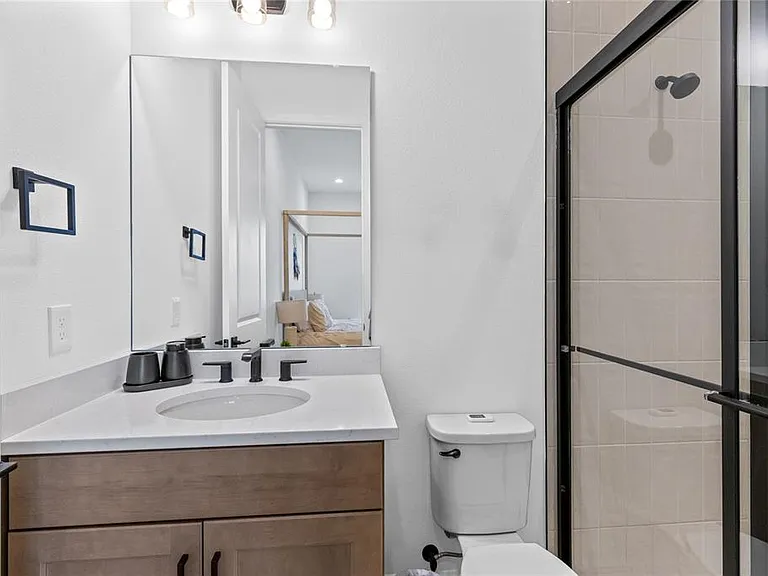9445 Santorini Dr — Photo 24
