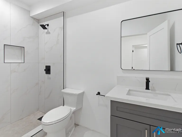 328 1/2 N La Fayette Park Pl #A — Photo 9