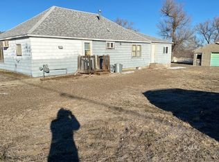 1017 Jefferson School Rd, Glendive, MT 59330