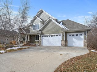 9420 Stable Path, Eden Prairie, MN 55347