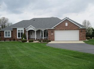 8702 N Grouse Run, Stillman Valley, IL 61084