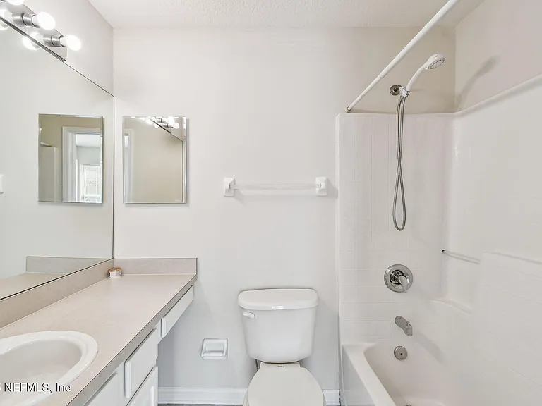 3542 Lone Tree Ln — Photo 24
