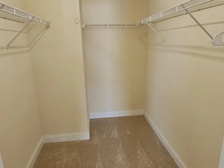 13631 Riding Hill Ave — Photo 18