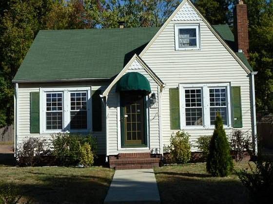 1st image of 313 Sterling Ct
