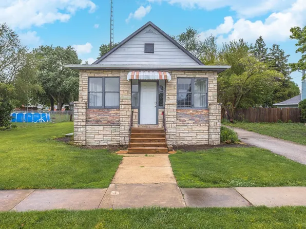 125 E Jackson St, Cullom, IL 60929