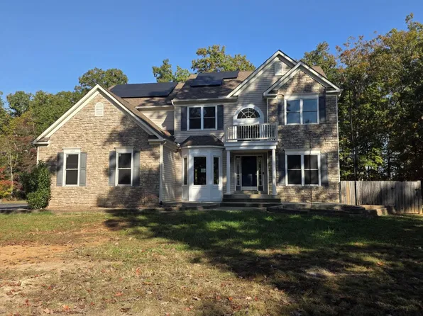 1010 Holly Corner Rd, Fredericksburg, VA 22406