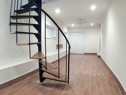 Rented by Francine Realty | media 15