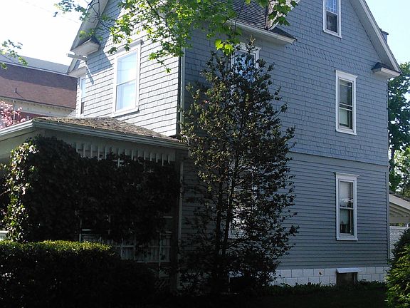 3rd image of 517 Jordan Ave