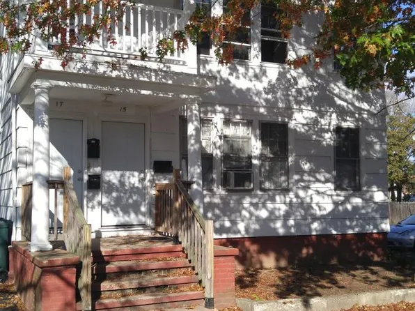 15 1st St, Hamden, CT 06514