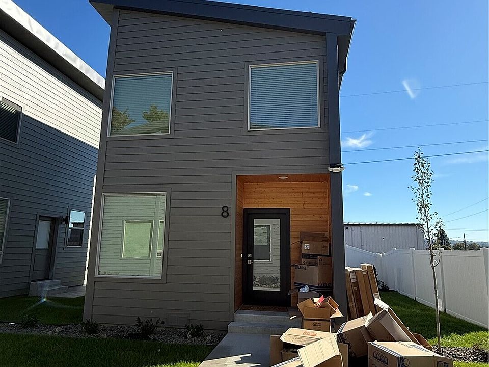 1st image of 1034 9th Street #8