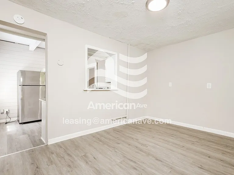 1218670_005_wm_-_dining_room_12991192.jpg