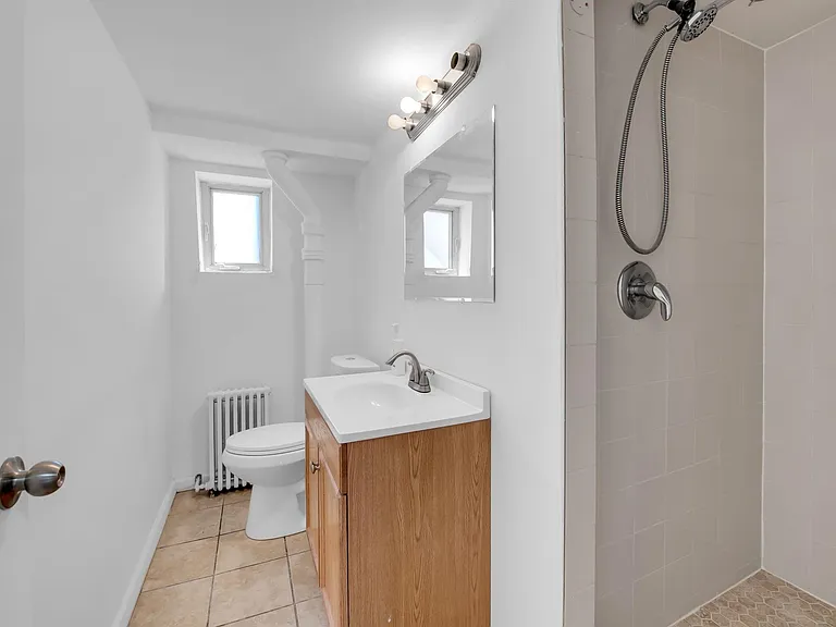 50 Virginia Dr #10 — Photo 9
