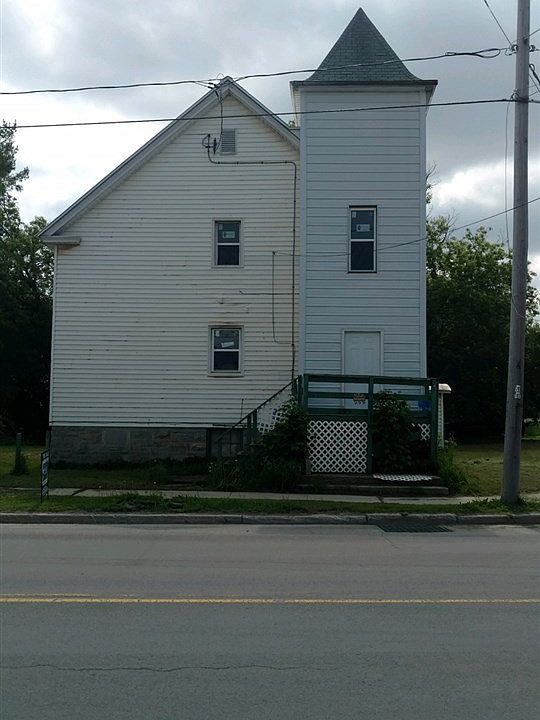 1st image of 299 W Main St