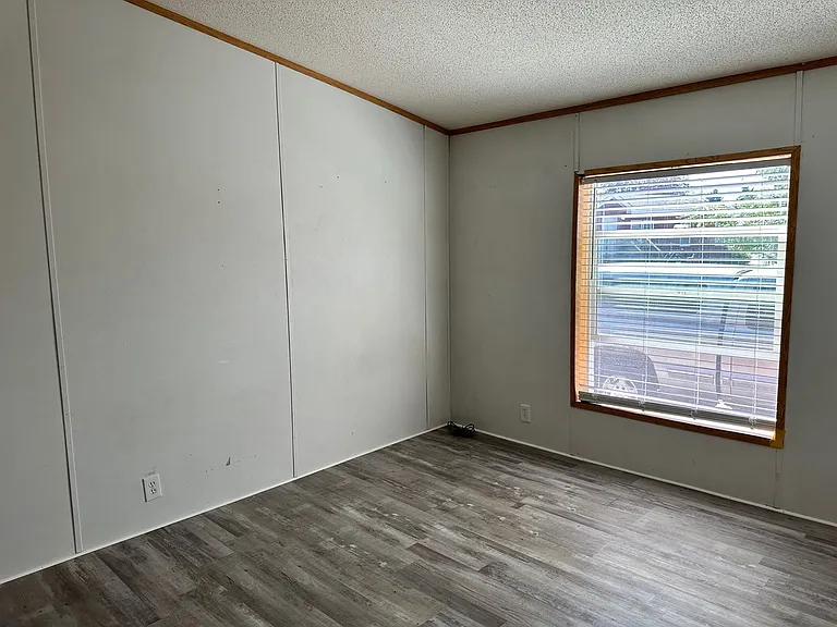 119 Silver Maple Dr — Photo 8