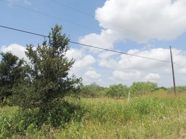 265 Linam Ln, Cedar Creek, TX 78612