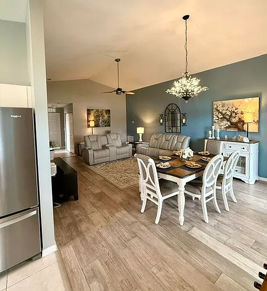 458 SW Talquin Ln — Photo 5