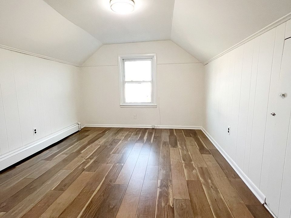 1st image of 106 Lafayette St #3