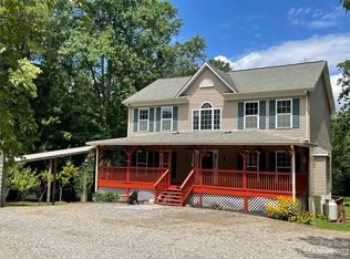 219 Gatchell St, Black Mountain, NC 28711
