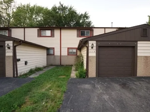 1215 Cedarwood Dr Unit E, Crest Hill, IL 60403